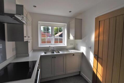 Kitchen2.jpg