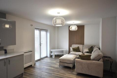 Lounge area.JPG