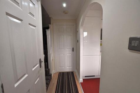Entrance Hall.JPG