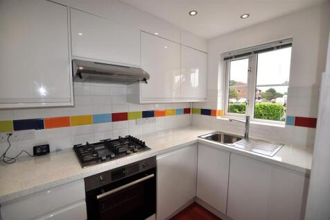 Kitchen 2.JPG