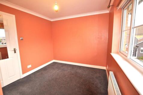 Bedroom 2.JPG