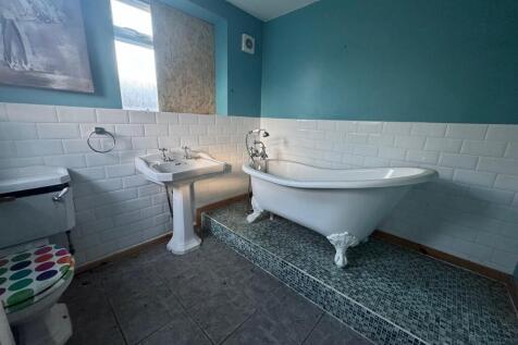 bathroom 2 extra
