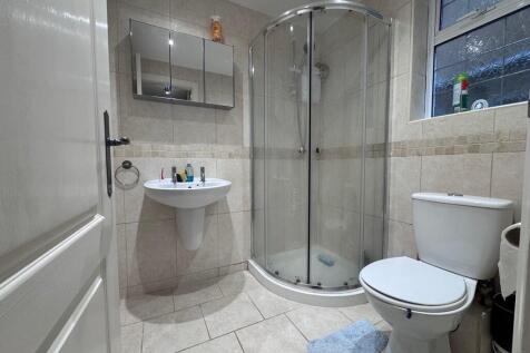 downstaire shower