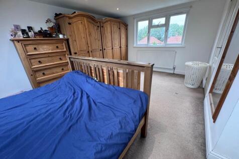 bedroom 1 1
