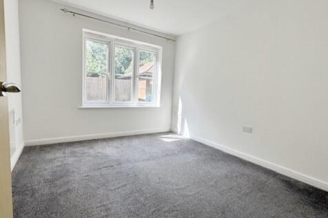 Bedroom 2 light