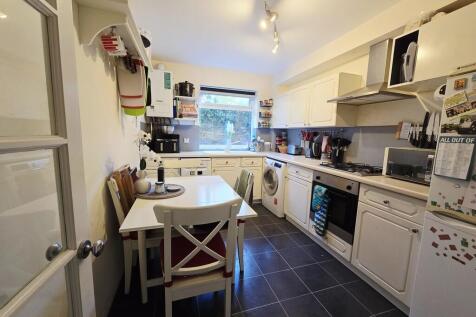 Kitchen 2
