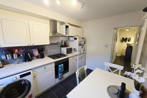 Kitchen 3