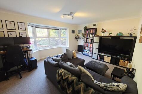 Lounge 1