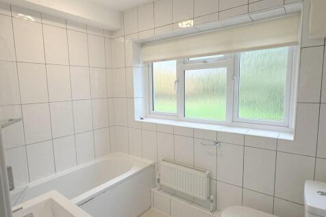 Herga bathroom li...