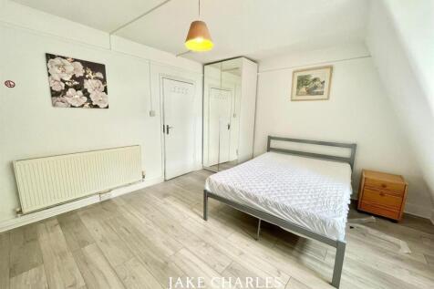 bed1f11b-93da-49f1-a36b-fa00a32c09fd.jpg