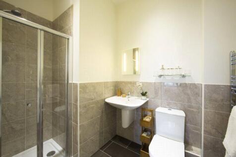 Ensuite Shower