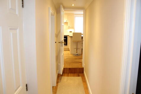 Hallway.JPG