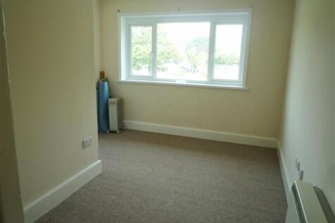 Bedroom 1.JPG