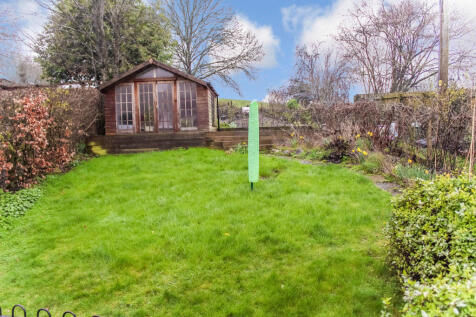 Garden 1.JPG