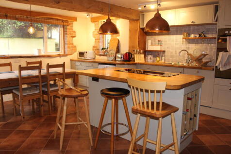Kitchen.JPG