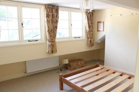 Bedroom 2.JPG