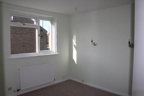 P2060bed2.JPG