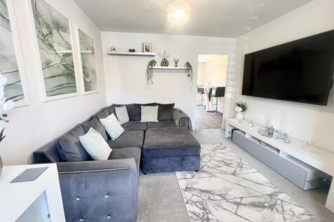 LOUNGE1.jpg