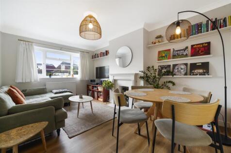 Living Room.jpg