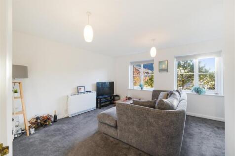 Living Room.jpg