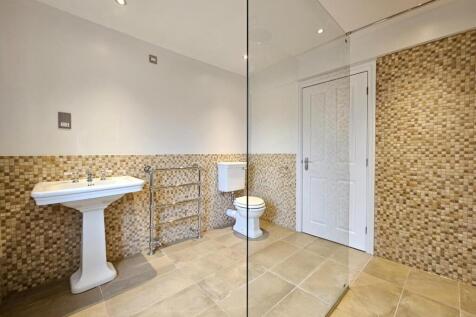 Bedroom 2 En-Suite