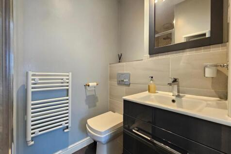 Bedroom 1 En-Suite