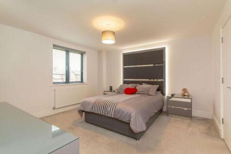 Bedroom 1 Aspect 2