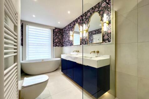 Bedroom 1 En Suite Aspect 2