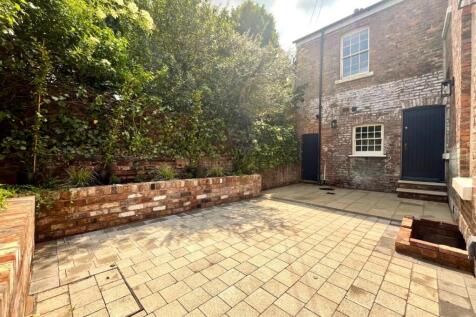 Backyard Aspect 2
