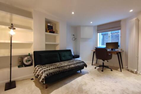 Snug / Occasional Bedroom 3