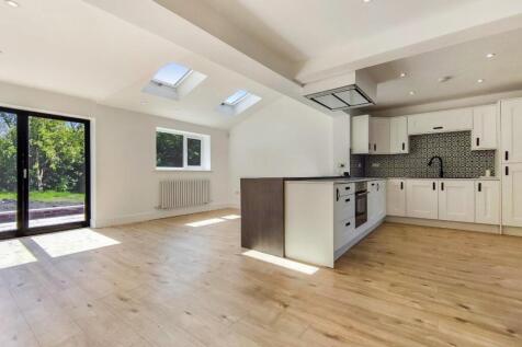 Open Plan Living Dining Kitchen