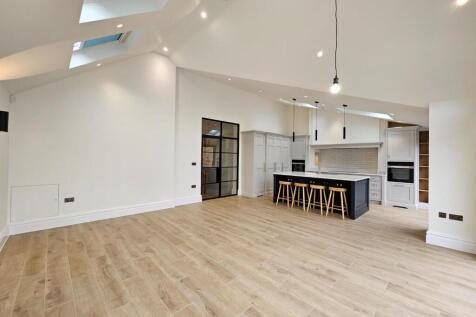 Open Plan Living Dining Kitchen