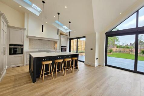 Open Plan Living Dining Kitchen