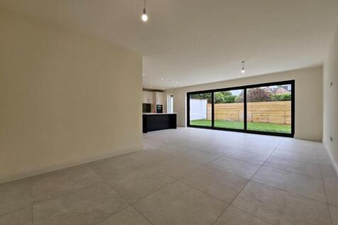 Open Plan Living Dining Kitchen