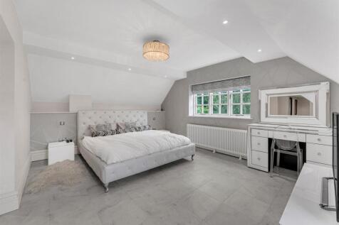 Bedroom 1 Aspect 2