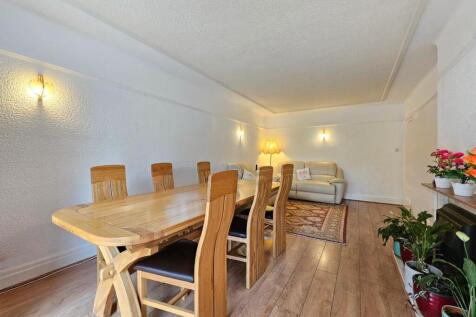 Open Plan Living Dining