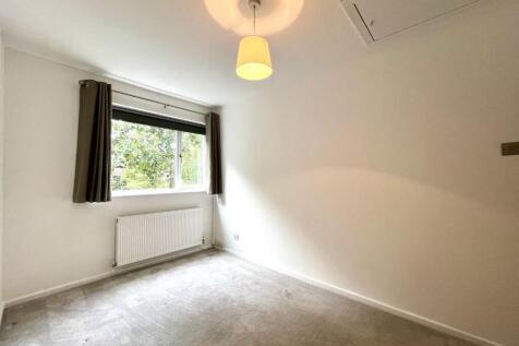Bedroom 2 Aspect 2