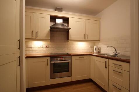 Kitchen Area 1