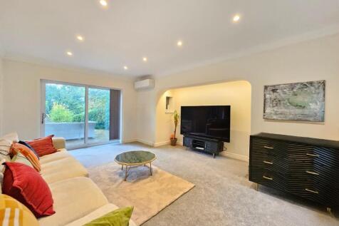 Living Dining Room