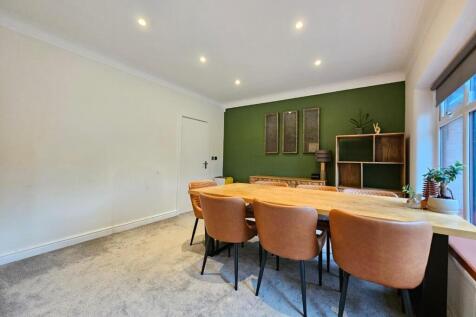 Living Dining Room