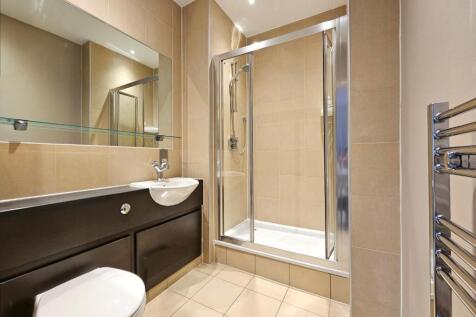En-Suite Shower
