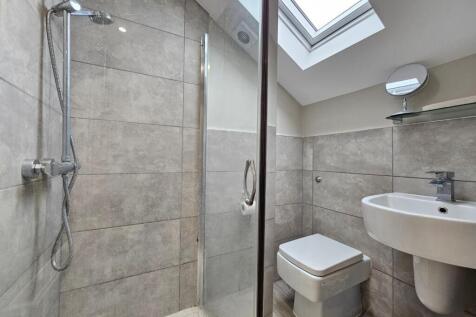 En-Suite Shower