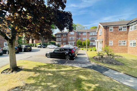 Communal Grounds and Parking