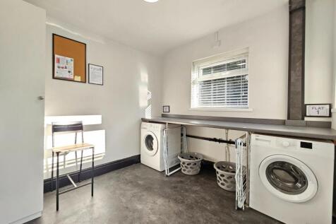 Communal Utility Room