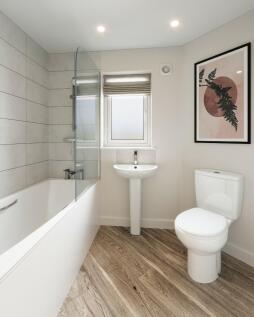 The Clover bathroom