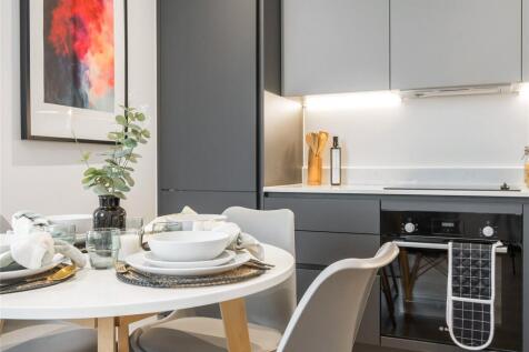 Dining/Kitchen