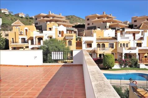 Solarium to Pool