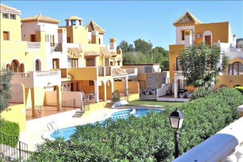 Terrace to Pool