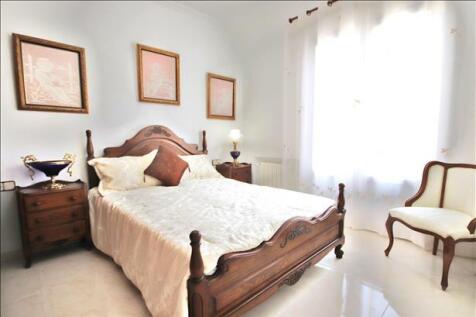 Guest Bedroom 1