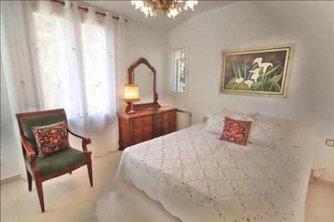 Guest Bedroom 2